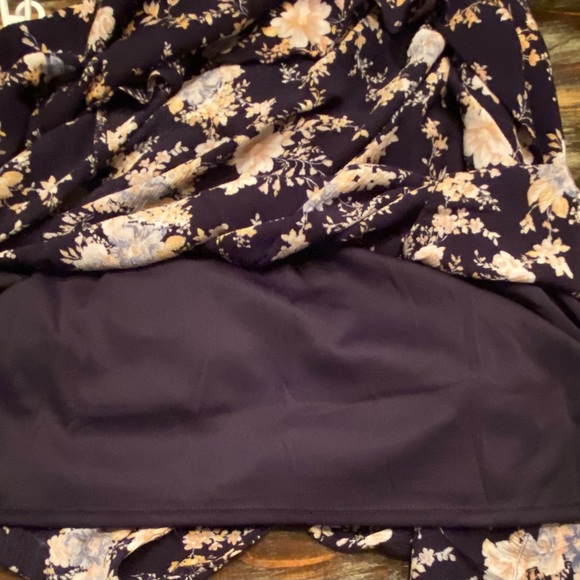 Love Fire Women’s Multicoloured Floral Viscose Swing Skirt Size 2 XL Midi Split - Picture 6 of 8